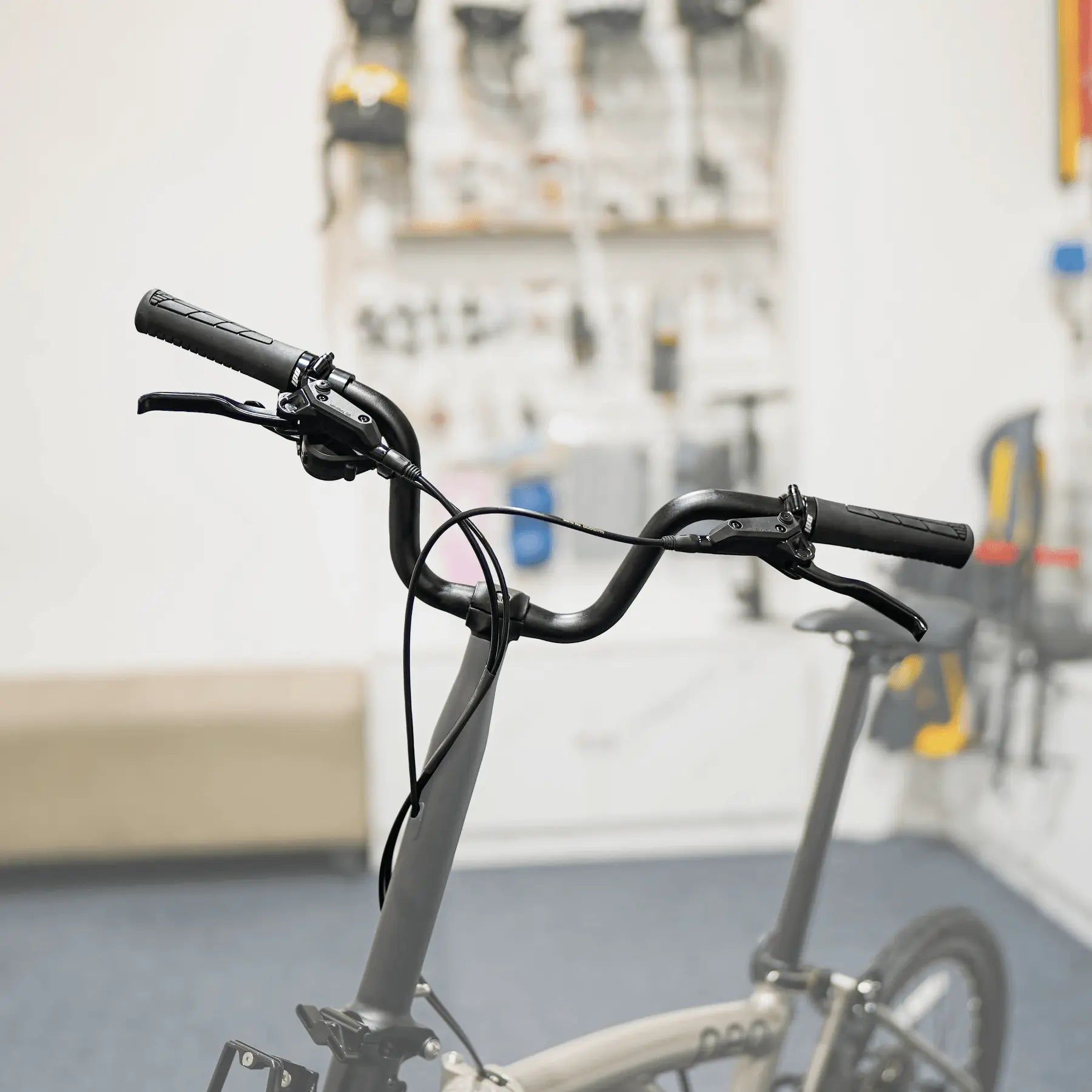 Java Neo Elevated M-Bar Upgrade – 90–120mm Handlebar & Shimano BH90 Brake Hose Installation